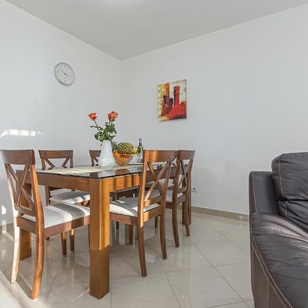 Appartement Koraca B4 à Kirmenjak Extérieur photo